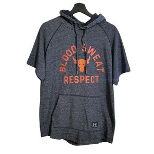 Under Armour Project Rock Gray Short Sleeve Sweatshirt